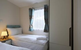 Edinburgh - Seton Sands-Cameo Caravan-Pet Friendly